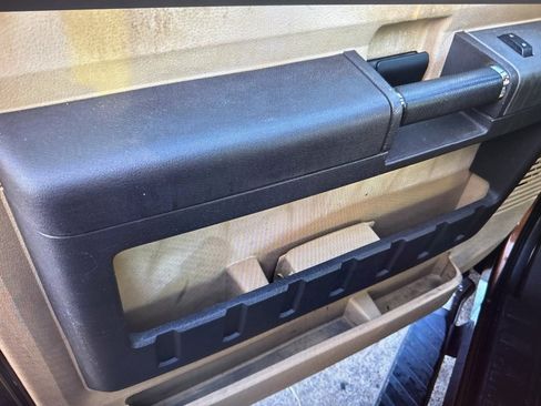 Used 2011 Ford F250 XLT w/ XLT Interior Pkg image 12