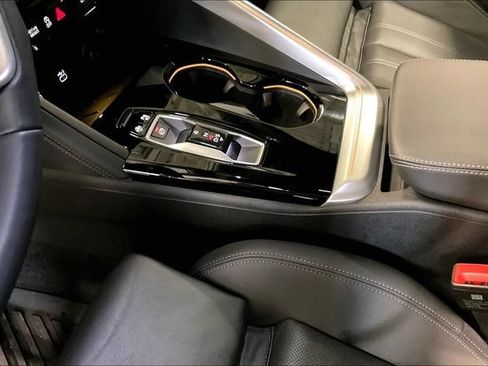 Used 2025 Audi Q5 Premium Plus w/ Premium Plus AWD/4WD image 17