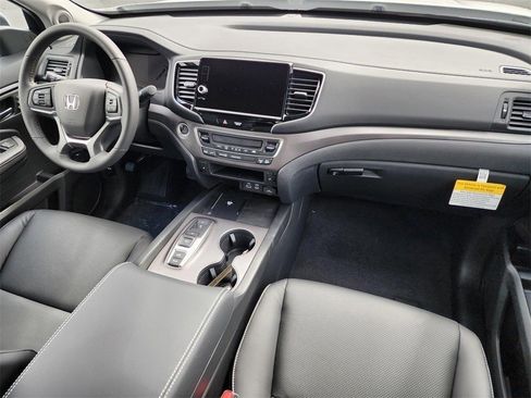 New 2025 Honda Ridgeline RTL image 21
