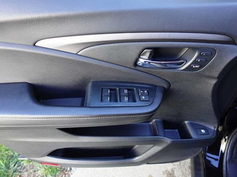 Used 2023 Honda Ridgeline RTL image 11