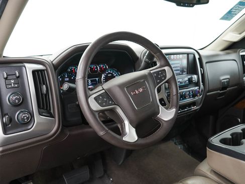 Used 2018 GMC Sierra 1500 SLT w/ SLT Preferred Package AWD/4WD image 25