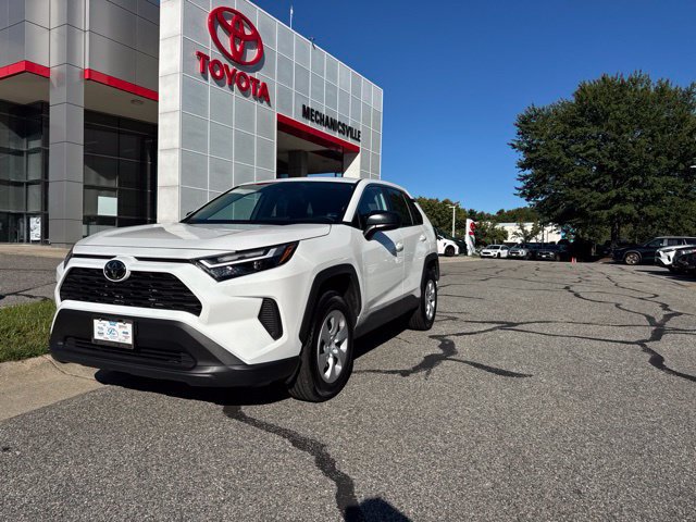 Used 2025 Toyota RAV4 LE AWD/4WD image 1