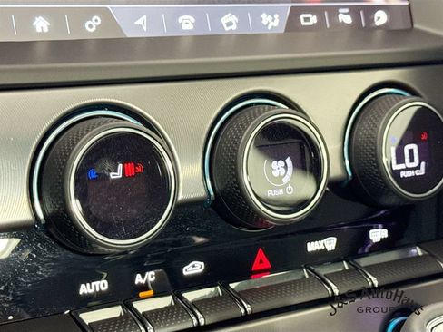 Used 2024 Jaguar F-TYPE R AWD/4WD image 27