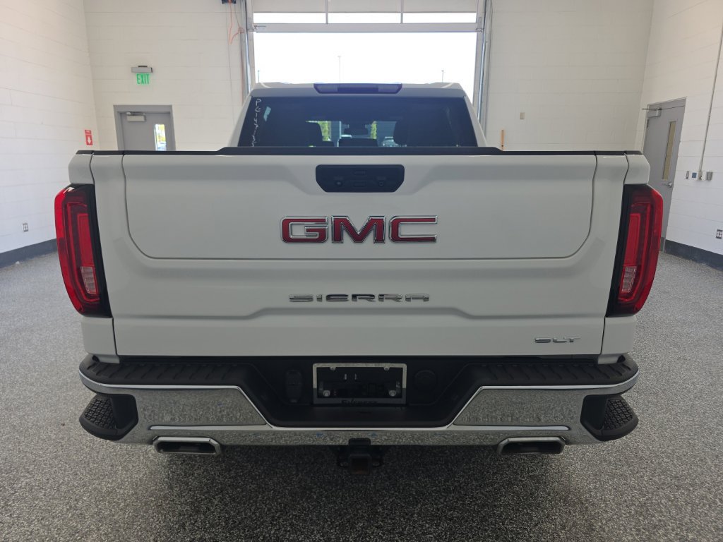Used 2023 GMC Sierra 1500 SLT w/ SLT Premium Package AWD/4WD image 4