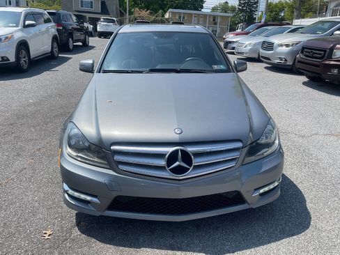 Used 2013 Mercedes-Benz C 250 Sedan image 3