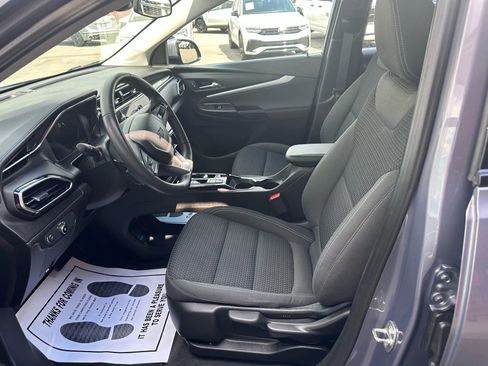 Used 2022 Chevrolet Bolt EUV LT w/ Driver Confidence Package image 5