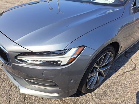 Used 2017 Volvo S90 T6 Momentum w/ Vision Package AWD/4WD image 22