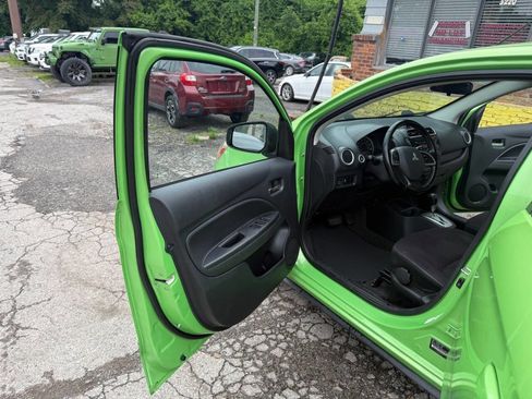 Used 2014 Mitsubishi Mirage ES FWD image 9