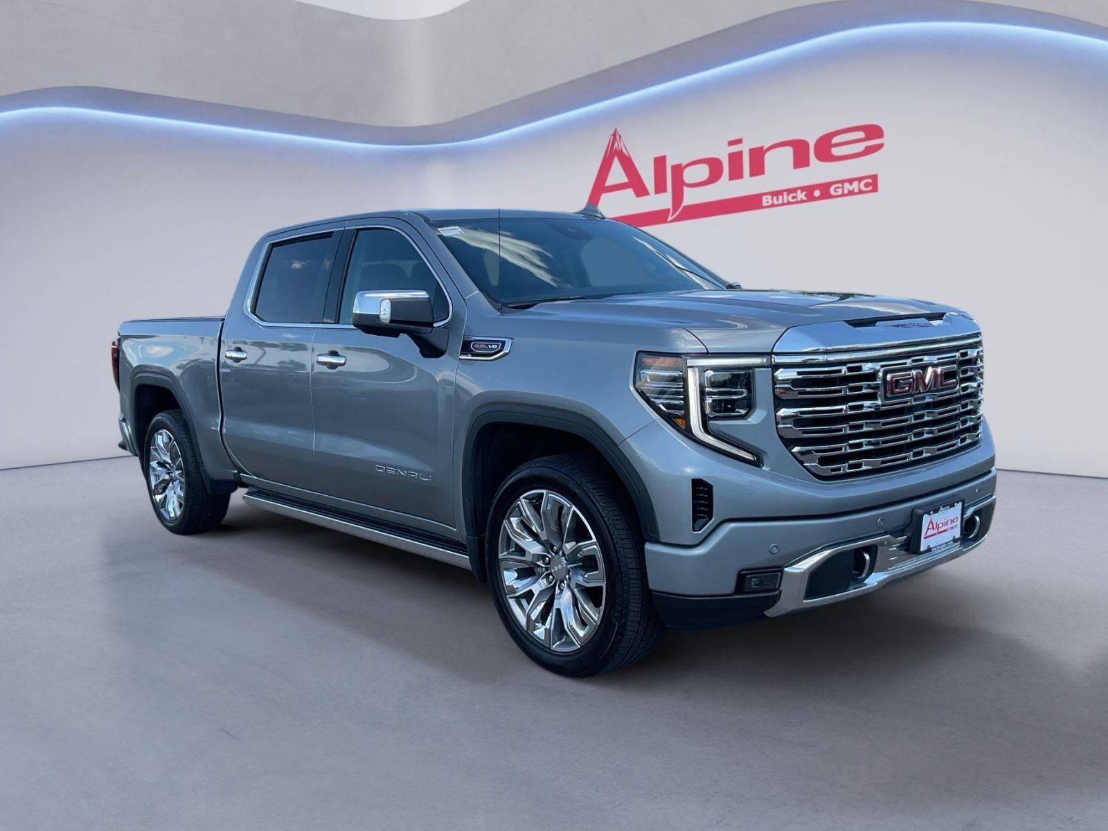 Used 2024 GMC Sierra 1500 Denali AWD/4WD image 7