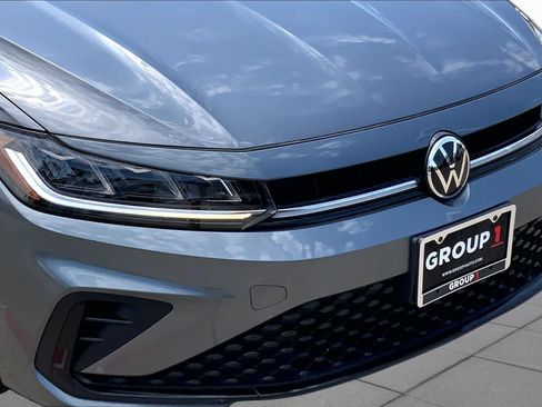 Used 2025 Volkswagen Jetta Sport FWD image 29