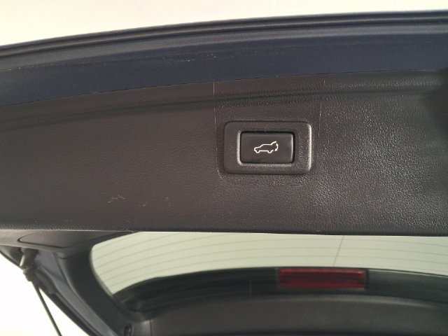 Used 2016 Subaru Outback 2.5i Limited AWD/4WD image 35