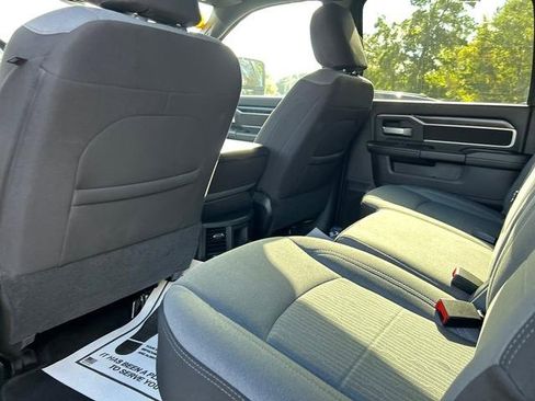 Used 2024 RAM 2500 Big Horn w/ Bed Utility Group image 14