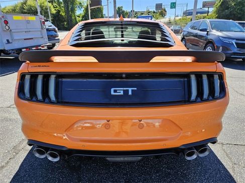 Used 2021 Ford Mustang GT image 6