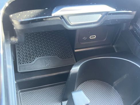 Certified 2023 Mercedes-Benz C 300 4MATIC Sedan w/ Exclusive Trim Package image 25