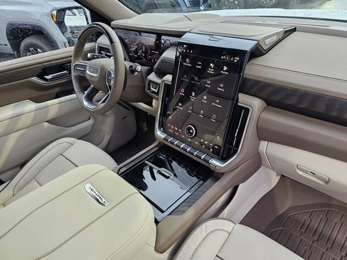 New 2026 GMC Yukon XL Denali w/ Advanced Technology Package AWD/4WD image 48