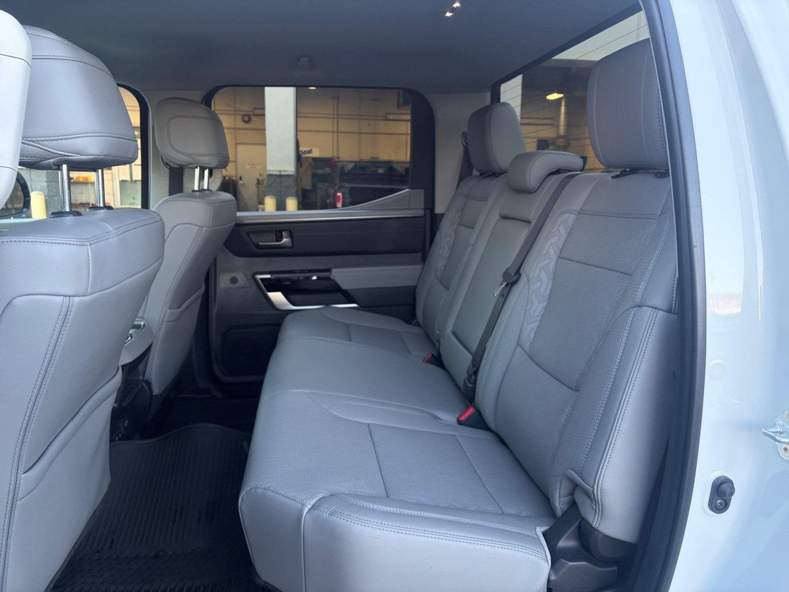 Used 2024 Toyota Tundra Limited AWD/4WD image 25