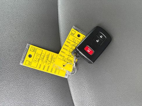 Used 2021 Toyota 4Runner SR5 Premium image 31