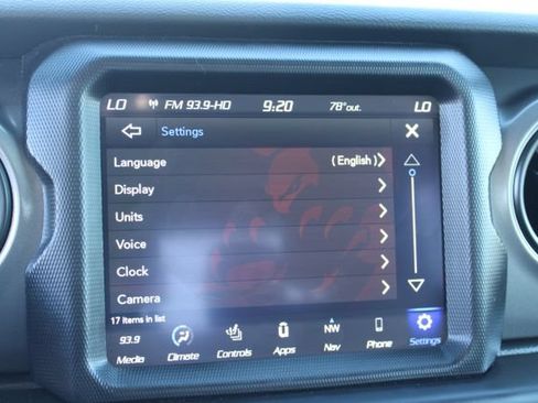 Used 2023 Jeep Gladiator Sport AWD/4WD image 41