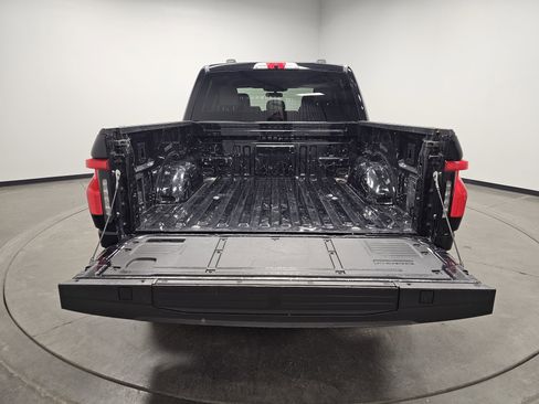 Used 2024 Ford F150 Lightning Flash image 12