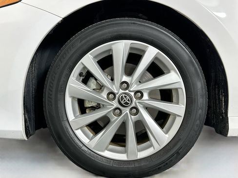 Used 2024 Toyota Camry LE image 11