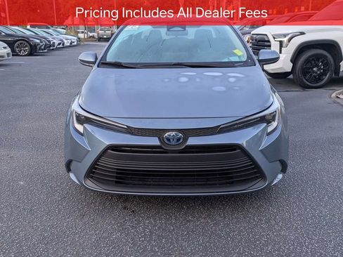 Used 2023 Toyota Corolla LE FWD image 10