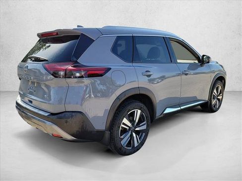 Used 2023 Nissan Rogue SL w/ SL Premium Package FWD image 5