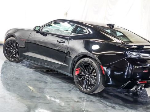 Certified 2018 Chevrolet Camaro SS w/ Redline Edition RWD image 11