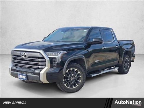 Used 2023 Toyota Tundra Limited image 1