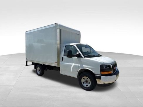 New 2025 GMC Savana 3500 Work Van w/ Power Convenience Package image 3