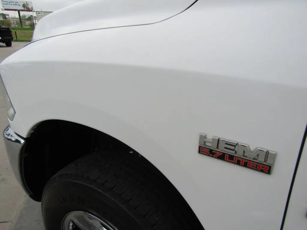 Used 2015 RAM 2500 SLT AWD/4WD image 25