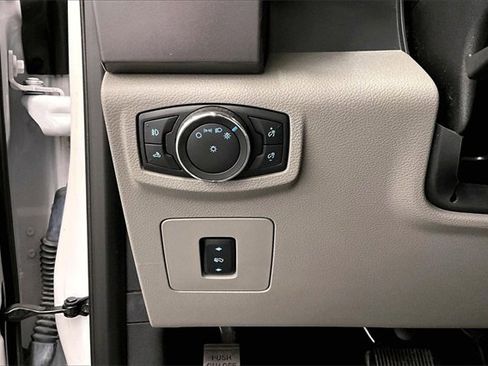 Used 2017 Ford F150 XLT w/ Equipment Group 302A Luxury image 35