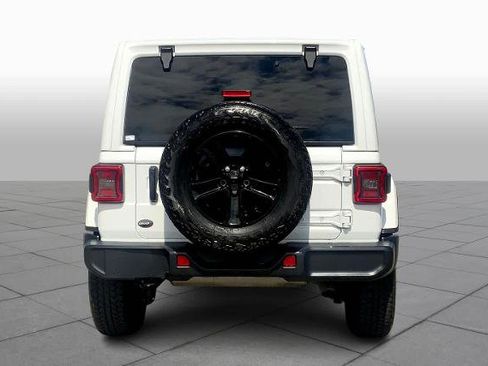 Used 2021 Jeep Wrangler Unlimited Sahara image 5