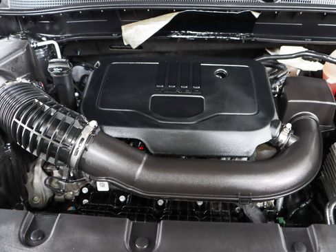 Used 2022 Chevrolet Blazer LT FWD image 30