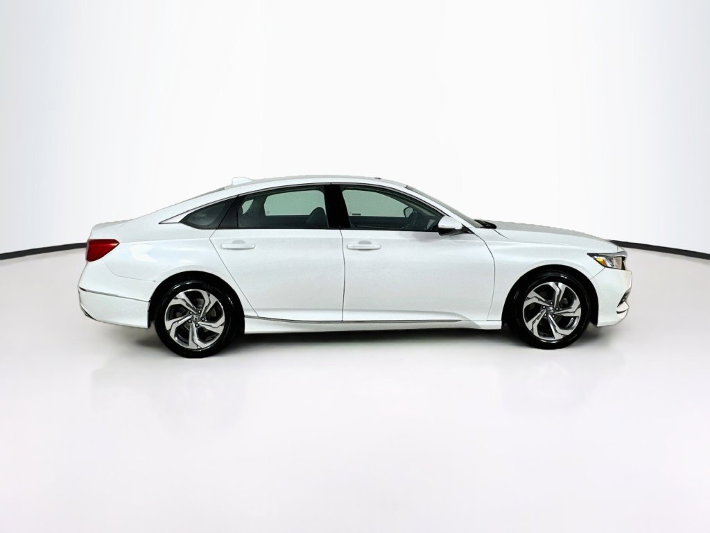 Used 2018 Honda Accord EX-L image 9