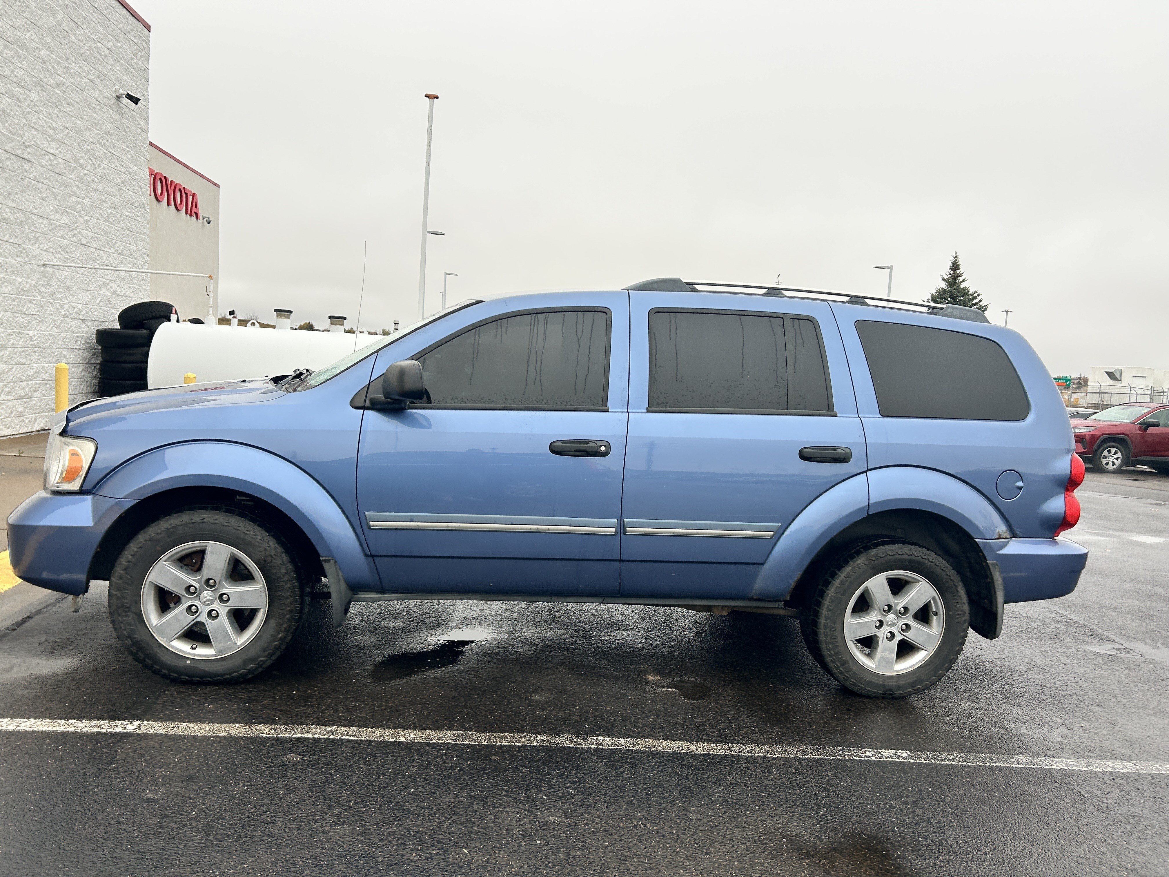 Used 2007 Dodge Durango Limited AWD/4WD image 2