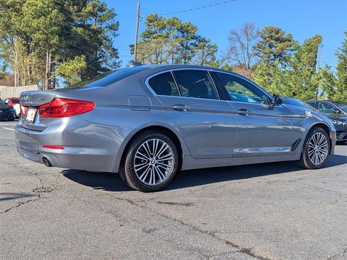 Used 2019 BMW 530i xDrive w/ Convenience Package image 4