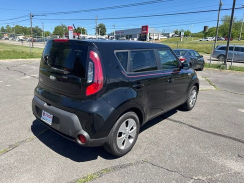 Used 2016 Kia Soul FWD image 7