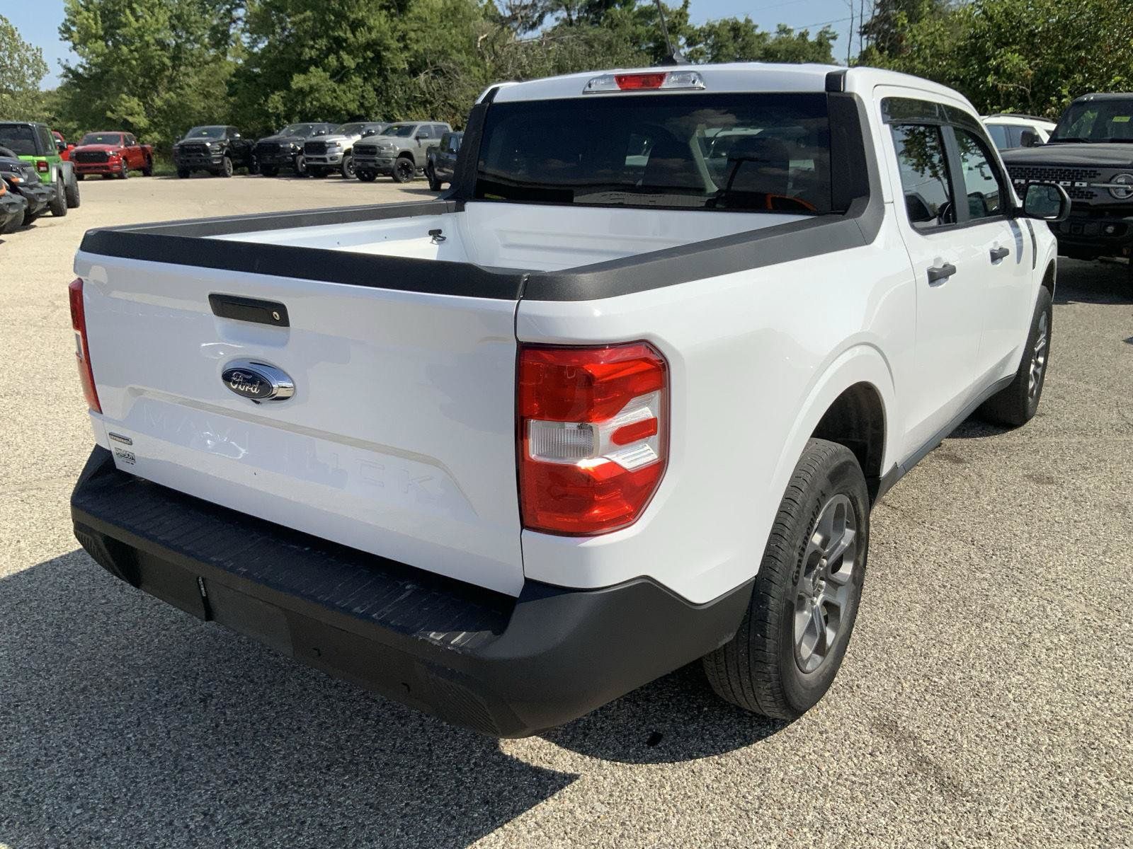 Used 2023 Ford Maverick XLT FWD image 11