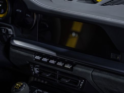 Used 2024 Porsche 911 GT3 image 59