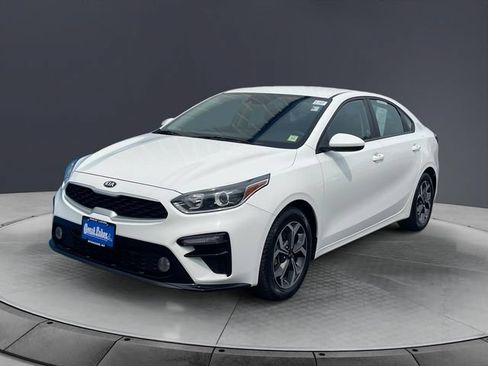 Used 2020 Kia Forte LXS FWD image 7