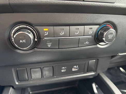 Used 2022 Nissan Frontier S RWD image 16