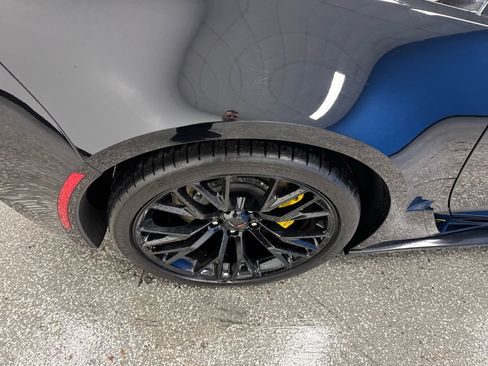 Used 2016 Chevrolet Corvette Z06 w/ 2LZ Preferred Equipment Group image 22