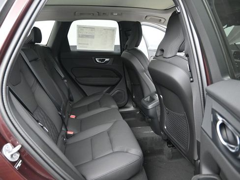 New 2026 Volvo XC60 B5 Plus AWD/4WD image 16