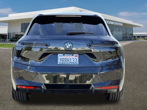 Used 2025 BMW iX M60 image 9