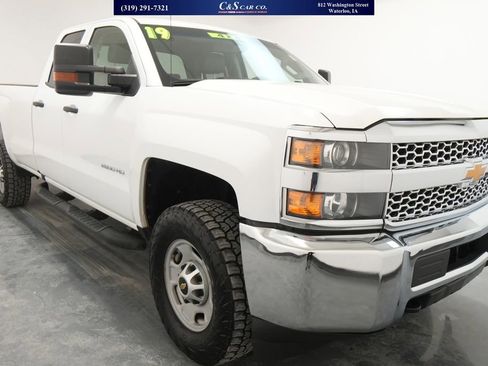 Used 2019 Chevrolet Silverado 2500 W/T w/ WT Convenience Package AWD/4WD image 1