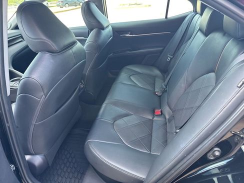 Used 2019 Toyota Camry XLE w/ Driver Assist Package FWD image 17