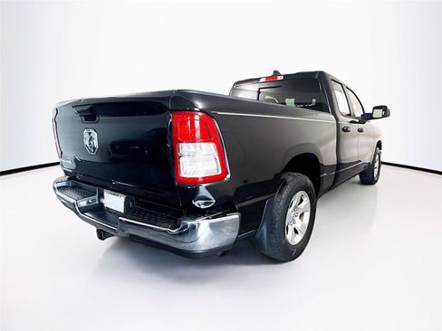 Used 2021 RAM 1500 Big Horn RWD image 31
