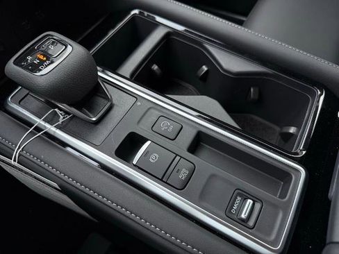 New 2025 Nissan Pathfinder SL image 25