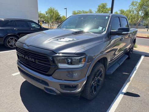 Used 2022 RAM 1500 Laramie AWD/4WD image 1