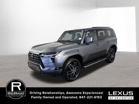 Used 2025 Lexus GX 550 image 2